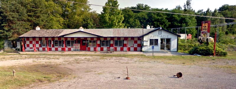 Irish Hills Fun Center - 2014 Street View (newer photo)